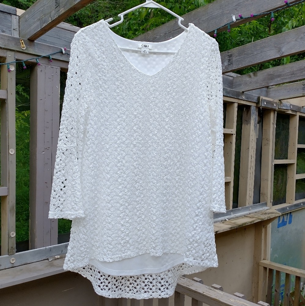 Cato High-Low White Bell Sleeve Lace Tunic